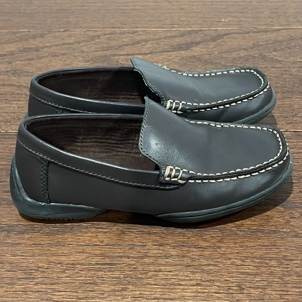 Kenneth Cole Reaction Boys Brown Dress Shoes Size 1.5